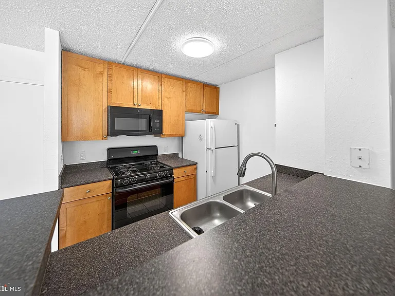 60 S Van Dorn St #413 — Photo 21