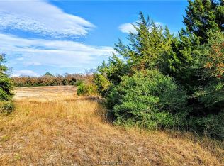 7 Hampshire Ln, Franklin, TX 77856