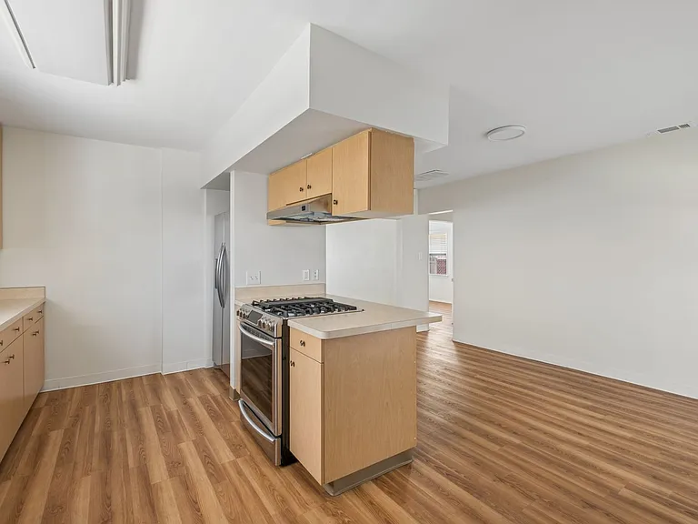 1787 Tustin Ave — Photo 9