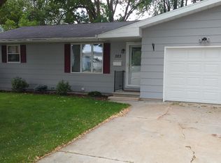 323 Washington St, Seymour, WI 54165