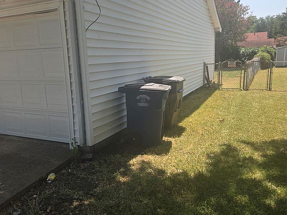 2nd image of 5702 Forney Rd