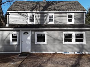 47 Hayden Station Rd, Windsor, CT 06095