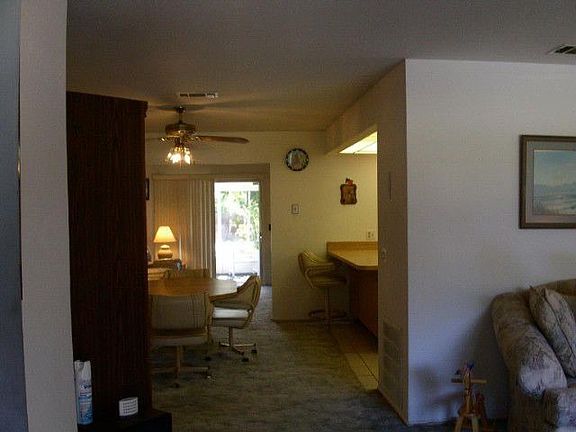 4th image of 523 Perrine Ave NE