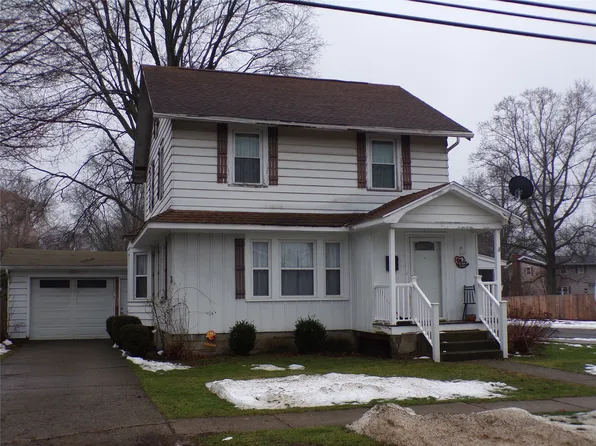 508 Lake St, Girard, PA 16417