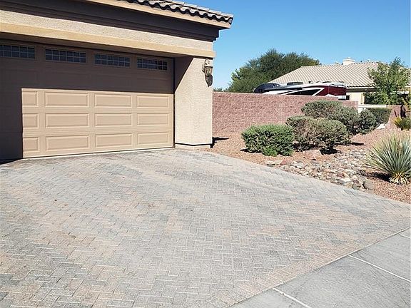 4th image of 8302 Bowman Woods Cir