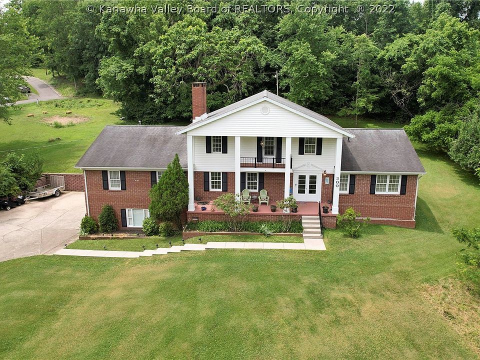 1st image of 300 Staunton Ave
