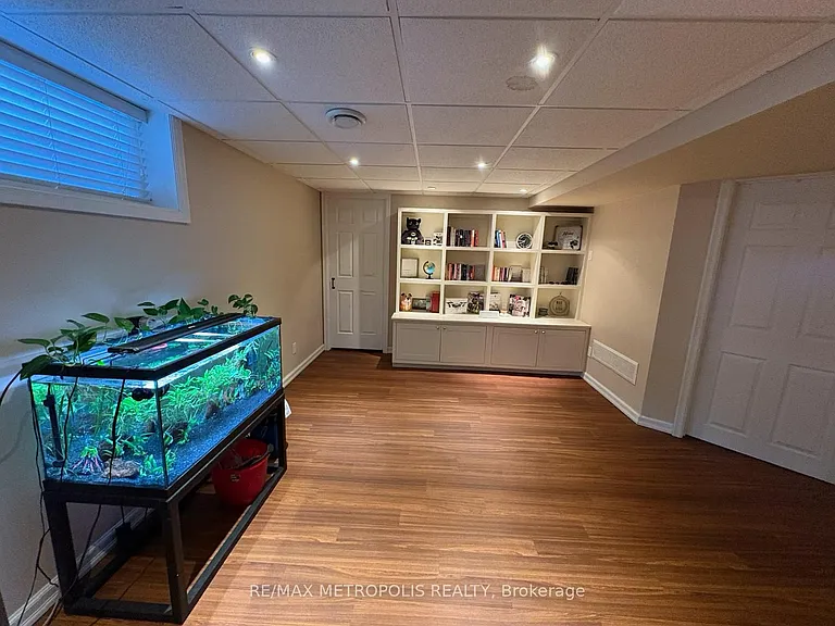 129 Briar Ct — Photo 13
