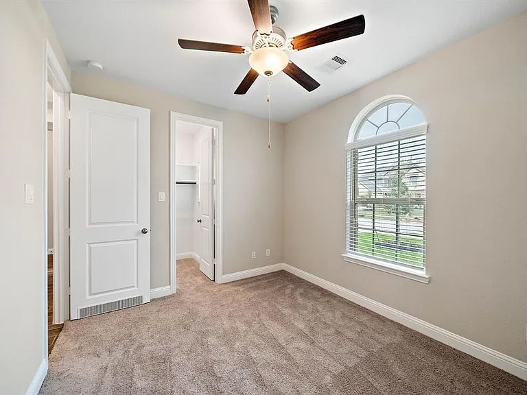 2403 Madera Landing Ln — Photo 29