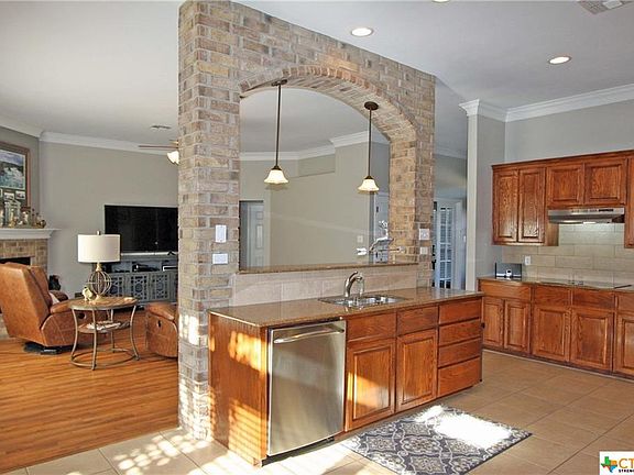 4th image of 11217 Weatherford Dr