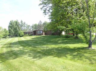 8601 Yosemite Dr, Byron, IL 61010