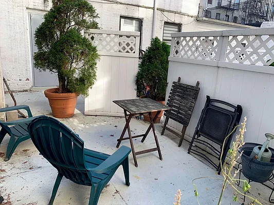 Rented by Owner | media 8