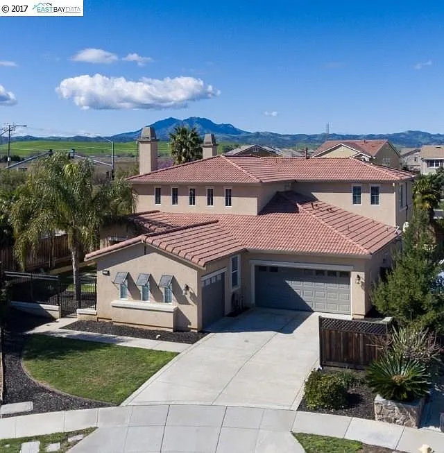 2285 Keystone Way photo 1