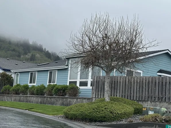 98126 W Benham Ln Space 70, Brookings, OR 97415