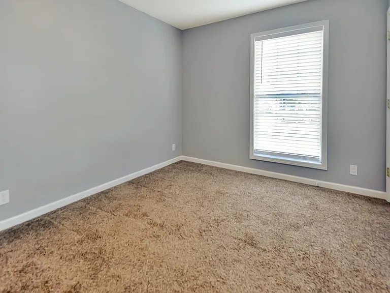 3896 Gaine Dr — Photo 13