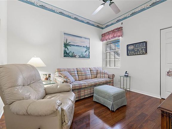 4th image of 300 L Ambiance CIR #3-204