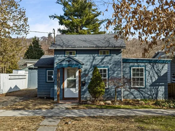 707 N Tioga St, Ithaca, NY 14850