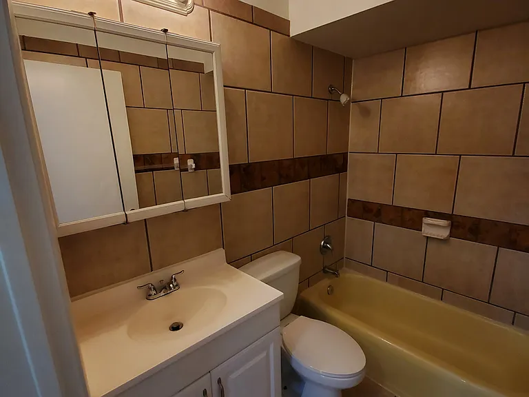 713 Lake St #2 — Photo 12