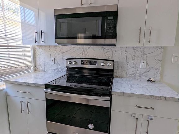 5th image of 1512 NE 109th St #1512