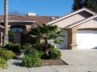 379 Amber Ave, Clovis, CA 93611