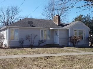 1 E 6th St, Pana, IL