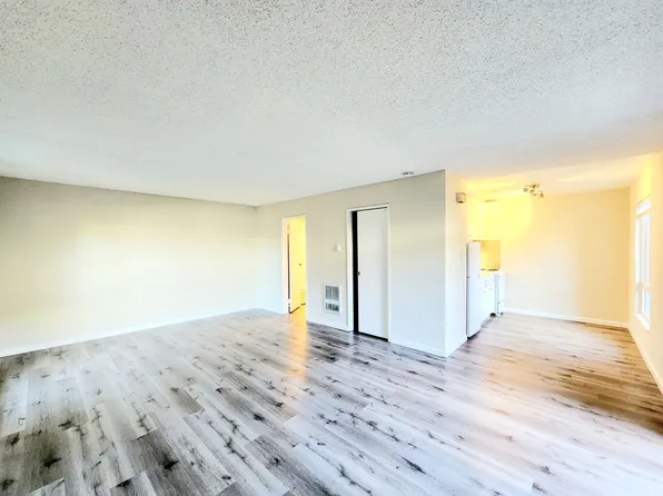 932 Peninsula Ave APT 102, San Mateo, CA 94401