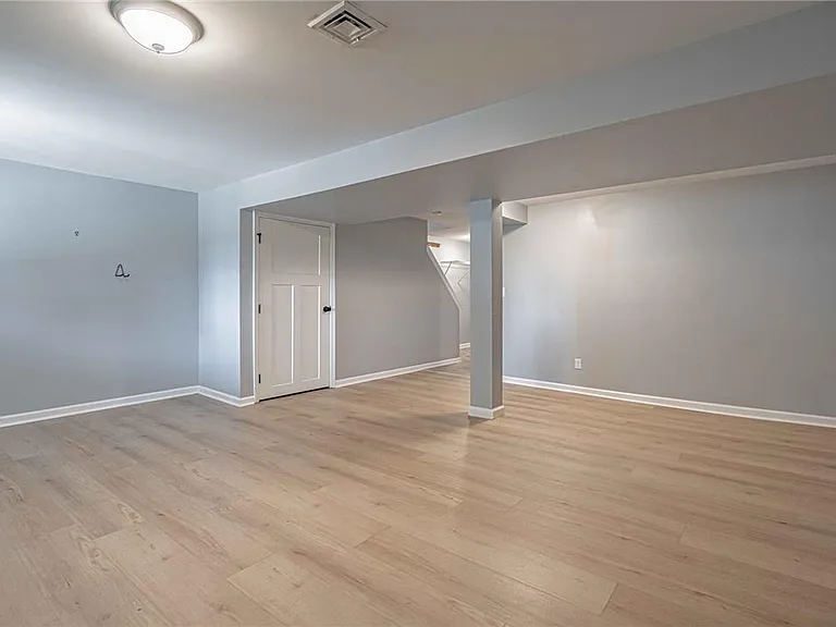 3329 S 2nd St — Photo 34