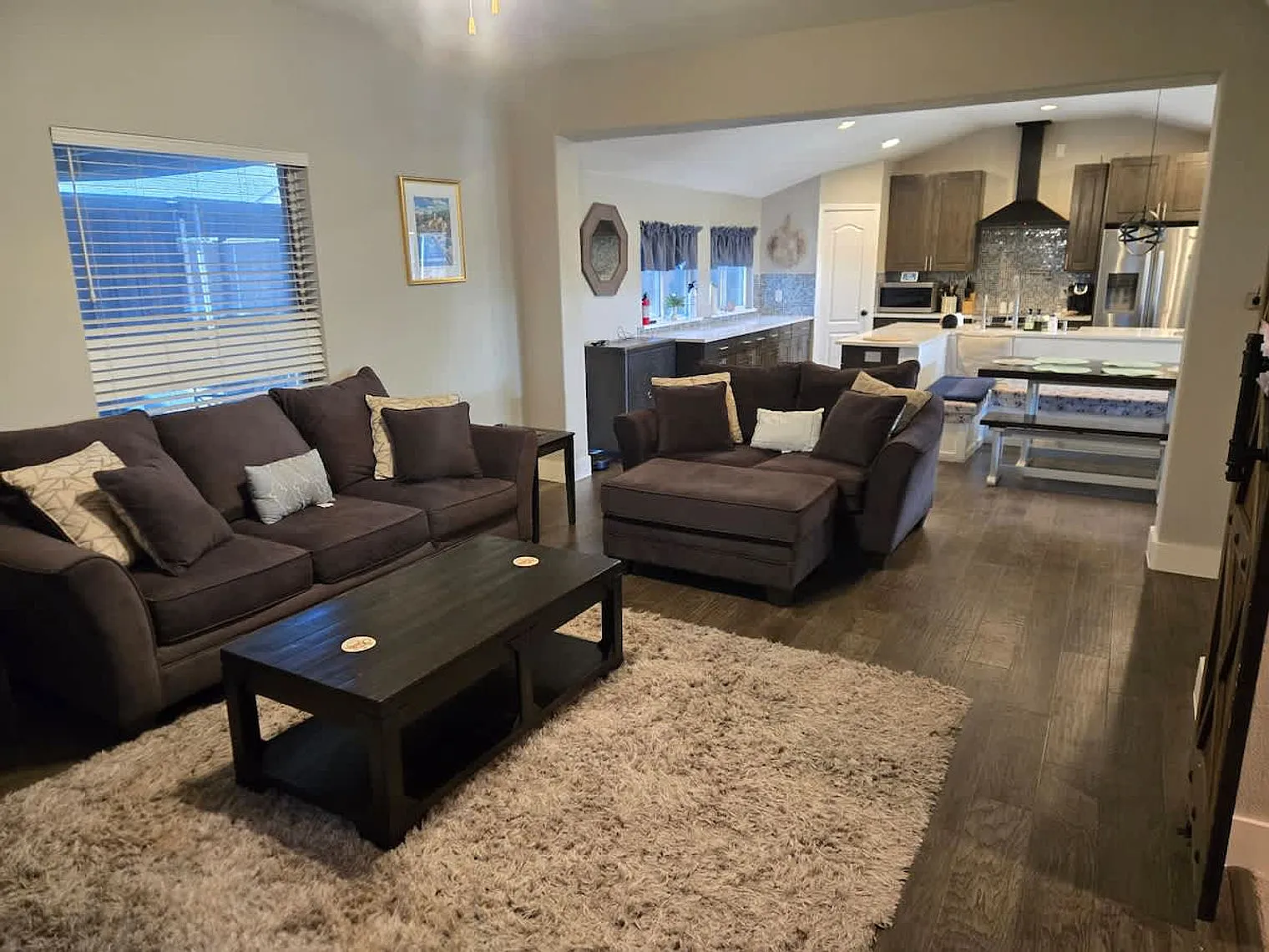 4 bed, 2.0 bath, $10,635 — Photo 1