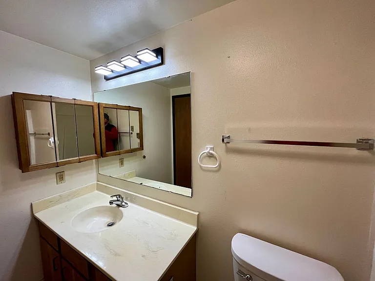 1703 Sawyer Dr — Photo 11