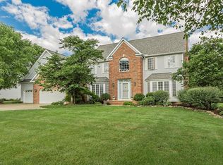 634 Charles Pl, Highland Heights, OH