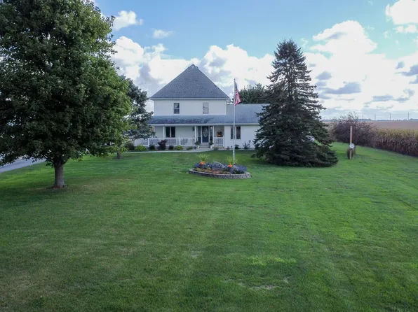 1718 N 1800th Rd E, Watseka, IL 60970