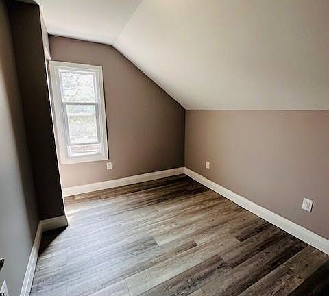 3rd image of 111 Spring St