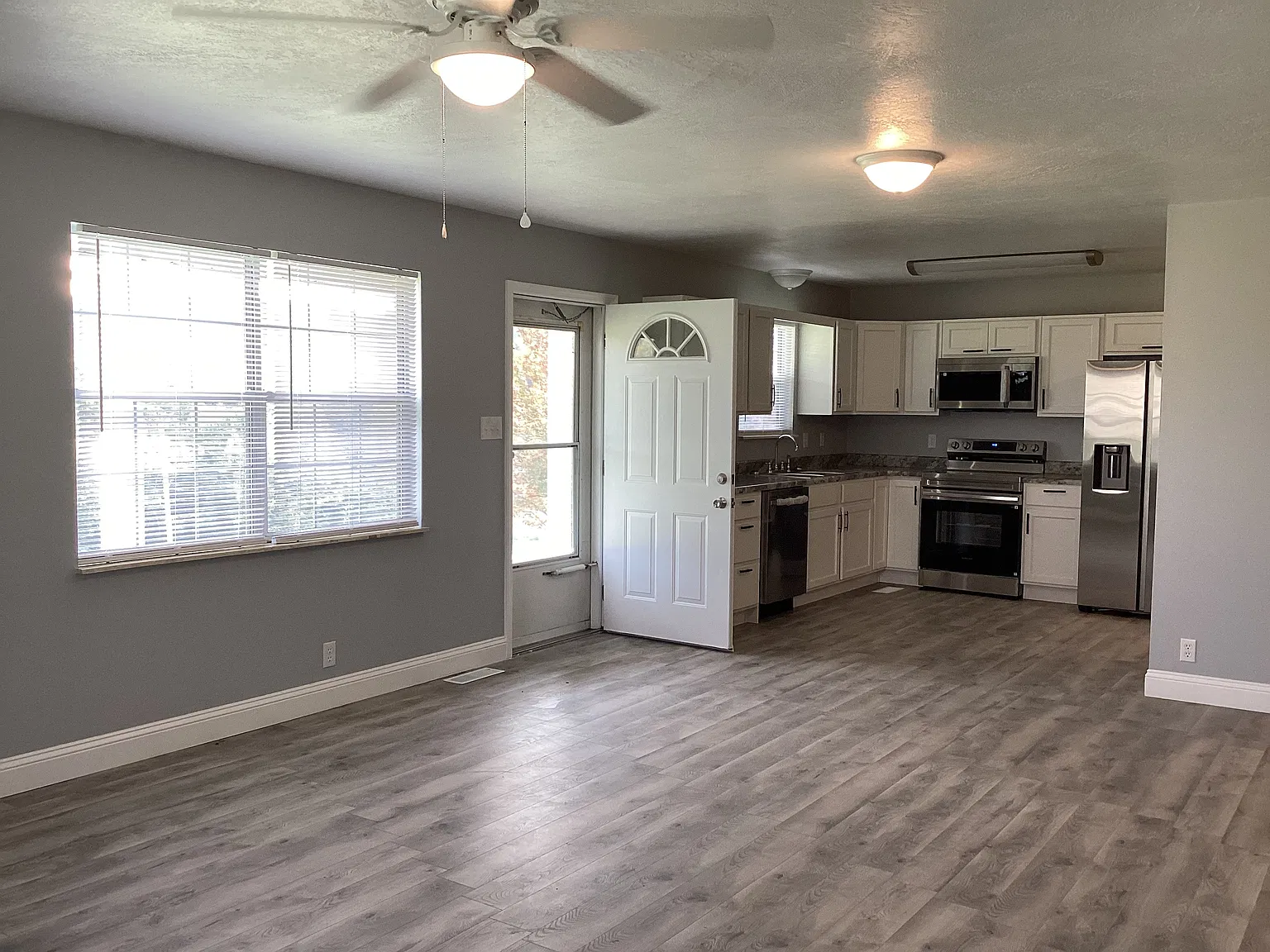2 bed, 1344 sqft, $1,500 — Photo 3
