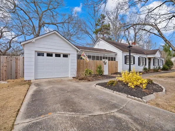 307 Oliver St, Buena Vista, GA 31803