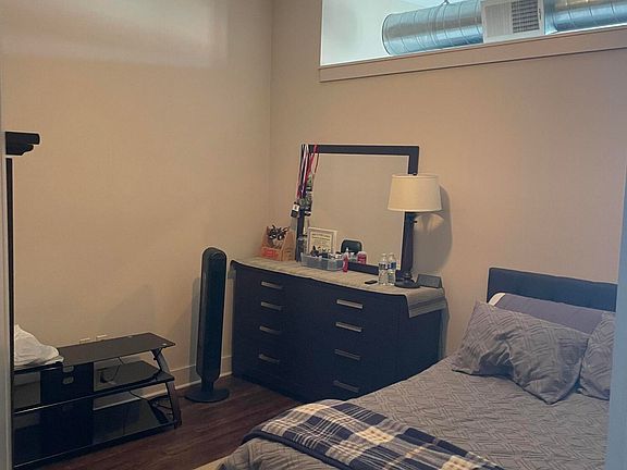 5th image of 320 Penn Ave #11