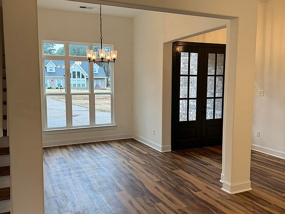4th image of 3860 Springton Cv