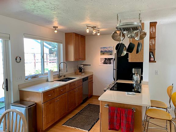 5th image of 2185 Corner Creek Ln