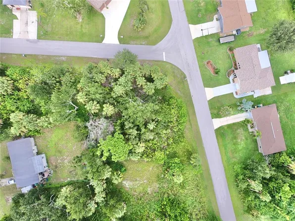 506 Fairview Ave NW #9, Pt Charlotte, FL 33952