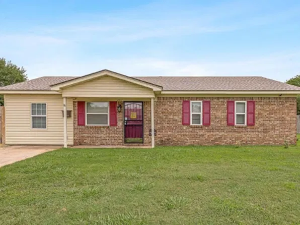 200 Parkway St, Osceola, AR 72370
