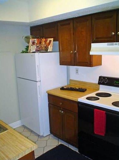 2nd image of 7901 Cameron Rd Ste 250