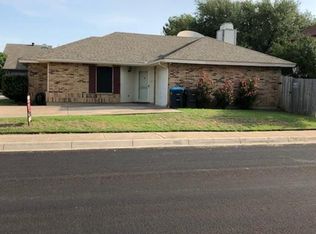 6755 Dandelion Dr, Fort Worth, TX 76137