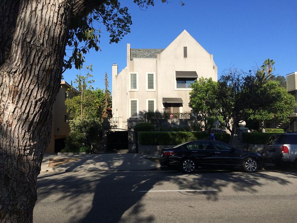 1st image of 240 S Mentor Ave APT 8
