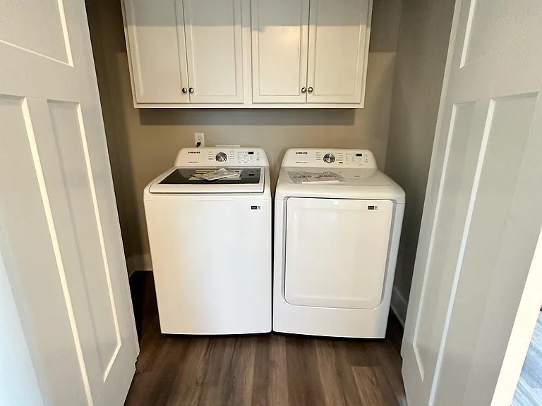 363 Galaxy Ln — Photo 6