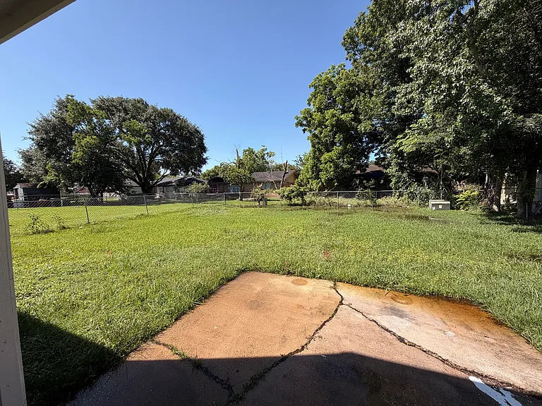 5147 Ridgeton Dr — Photo 10