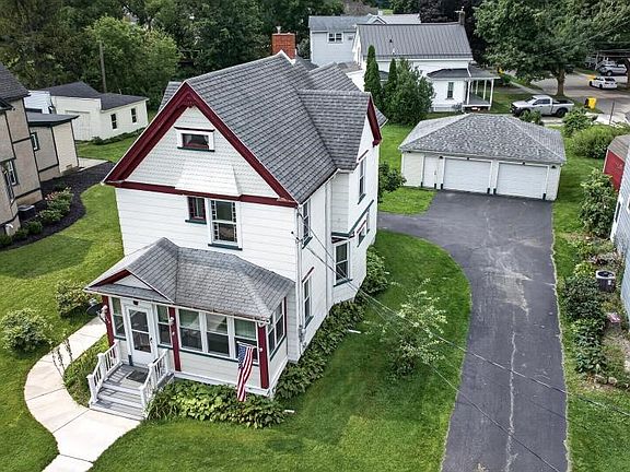 2nd image of 3226 State St