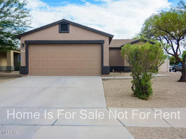 2560 E Warwick Castle Ln, Tucson, AZ 85706