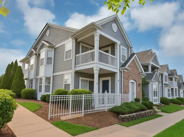 2215 Aurora Dr Unit 1, Hampshire, IL 60140