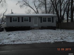 1220 Prigge Ave, Saint Louis, MO 63138