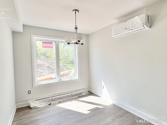 3rd image of 10 Mechanic St W #302C