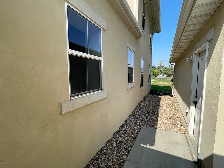 Breezeway between home and garage