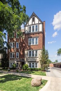 307 W Harris Ave APT 2B, La Grange, IL, 60525